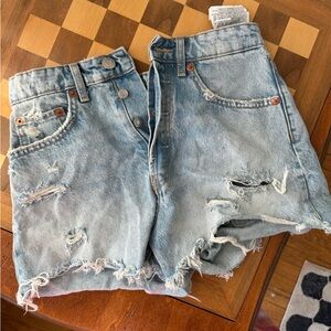 Zara Distressed Denim Shorts | size 4